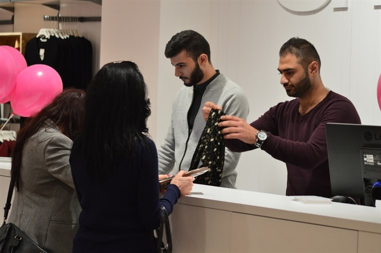 Shana Shop Opening